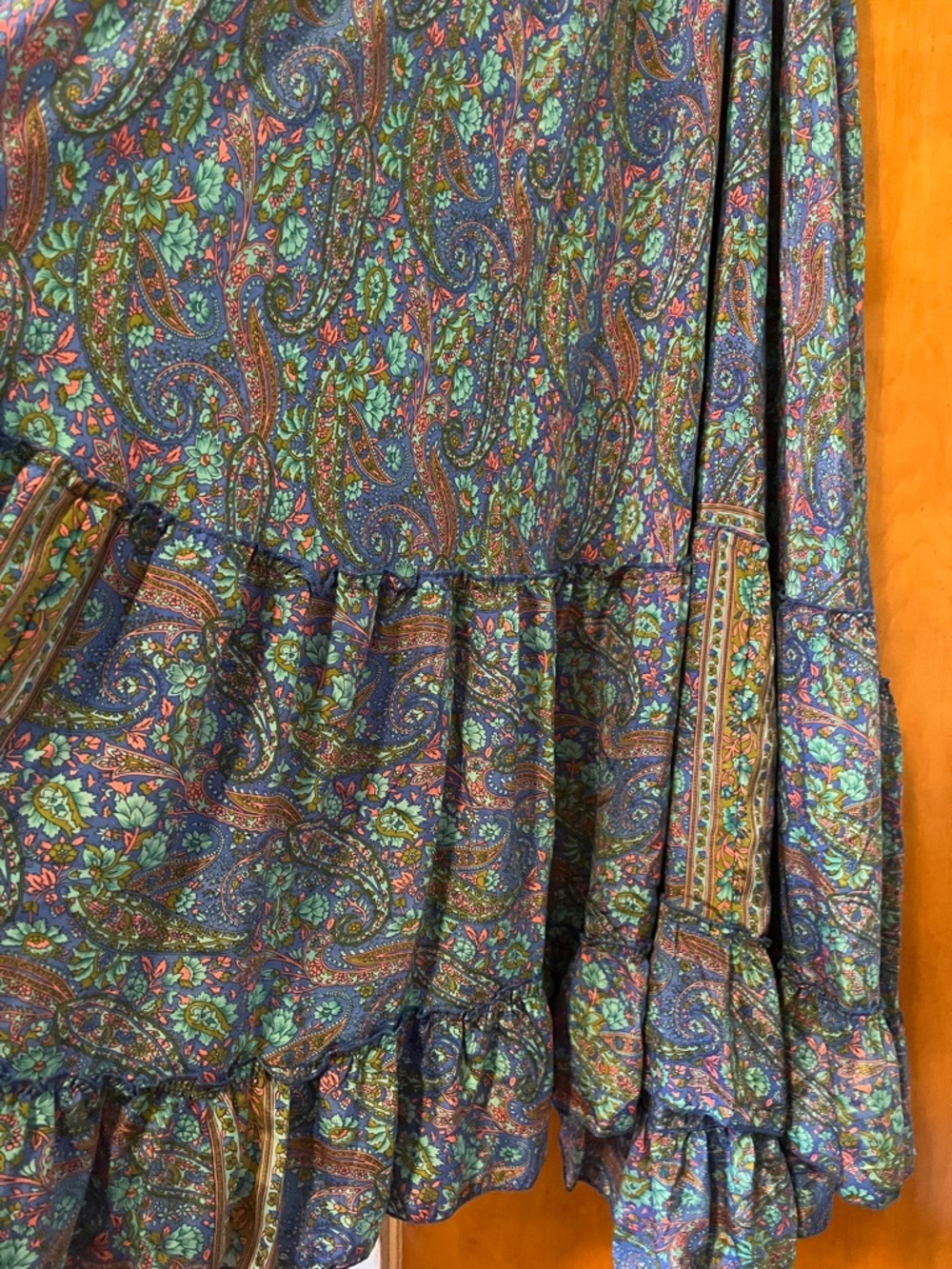Sleeveless V-Neck Blue Paisley Maxi Dress - Picture 3 of 6